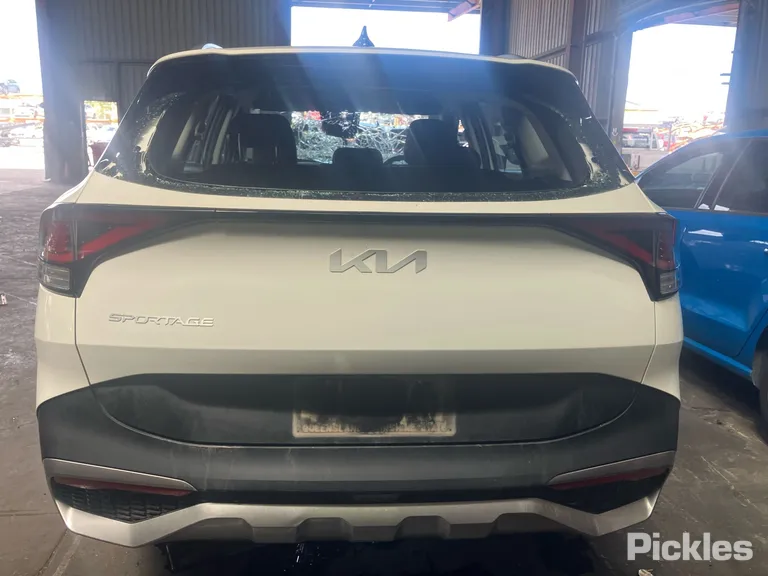 2023 Kia Sportage Used VIN KNAPU81DMP7126184 – photo 14