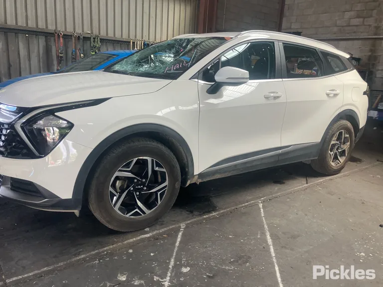 2023 Kia Sportage Used VIN KNAPU81DMP7126184 – photo 17