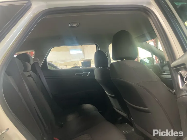 2023 Kia Sportage Used VIN KNAPU81DMP7126184 – photo 28