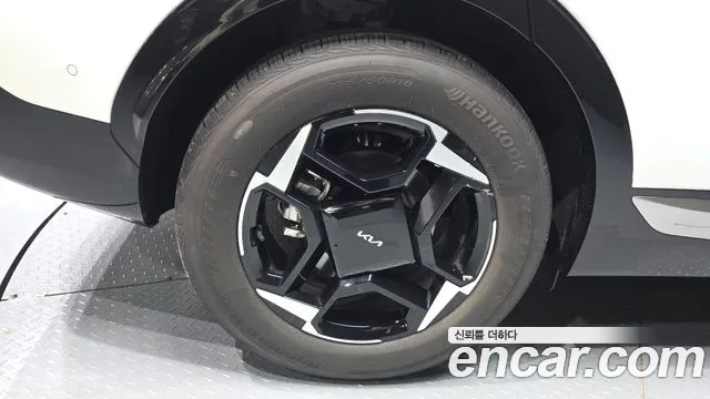 2025 Kia The New Sportage 5th Gen Gasoline 1.6 Turbo 2wd Sold VIN KNAPV81BBSK428872 – front exterior