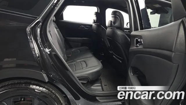2025 Kia The New Sportage 5th Gen Gasoline 1.6 Turbo 2WD Sold VIN KNAPV81BBSK429421 – rear exterior