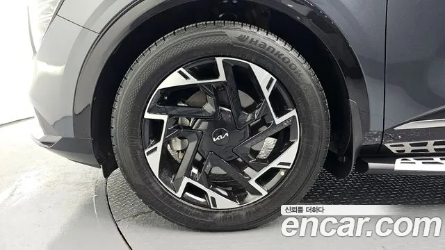 2023 Kia Sportage 5th Gen Gasoline 1.6 Turbo 2WD Sold VIN KNAPV81BGPK157590 – rear exterior