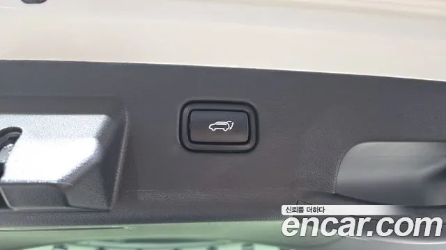 2025 Kia The New Sportage 5th Gen Gasoline 1.6 Turbo 2WD Sold VIN KNAPY81BBSK447707 – trunk area