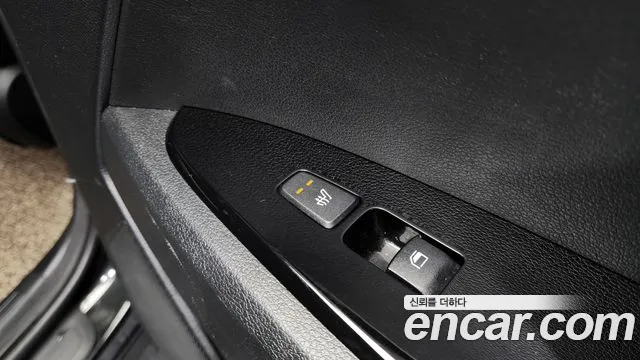 2022 Kia Sportage 5th Gen Gasoline 1.6 Turbo 2WD Sold VIN KNAPY81BGNK011202 – interior seats