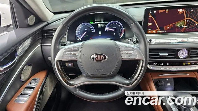 2019 Kia The K9 3.8 GDI AWD Sold VIN KNAS2418DKS002597 – interior seats 2019 Kia The K9 3.8 GDI AWD Sold VIN KNAS2418DKS002597 – interior seats