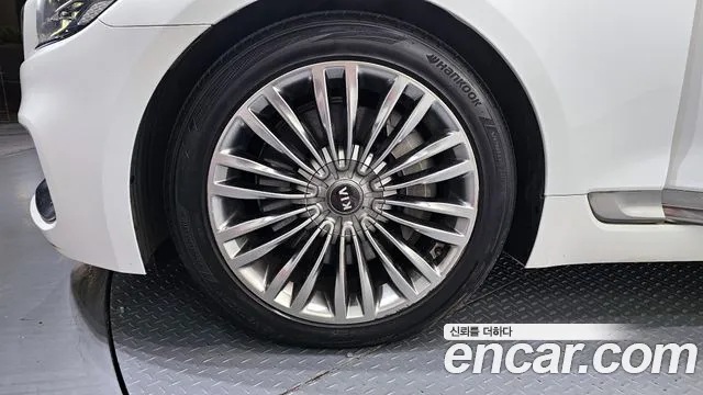 2019 Kia The K9 3.8 GDI AWD Sold VIN KNAS2418DKS002597 – undercarriage 2019 Kia The K9 3.8 GDI AWD Sold VIN KNAS2418DKS002597 – undercarriage