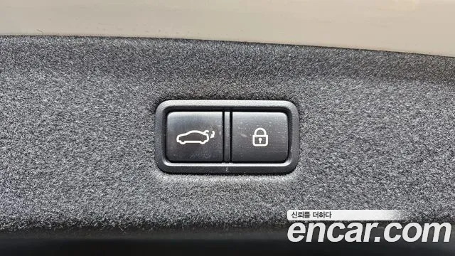 2019 Kia The K9 3.8 GDI AWD Sold VIN KNAS2418DKS002597 – photo 19 2019 Kia The K9 3.8 GDI AWD Sold VIN KNAS2418DKS002597 – photo 19