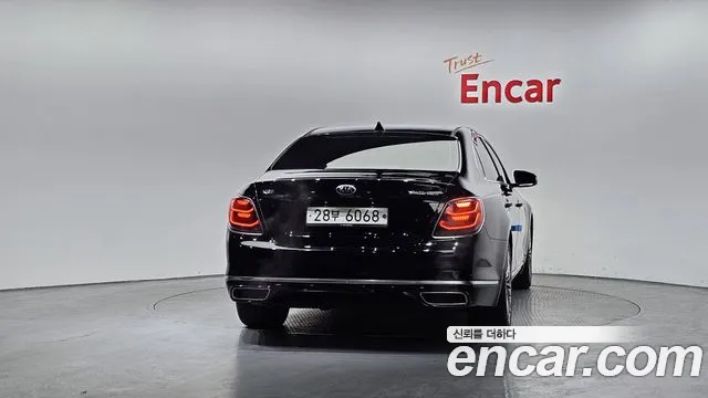 2019 Kia The K9 3.8 GDI AWD Sold VIN KNAS2418DKS012401 – rear exterior