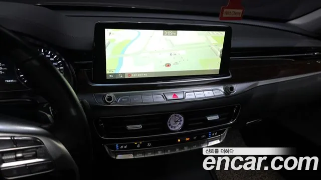 2019 Kia The K9 3.8 GDI AWD Sold VIN KNAS2418DKS016440 – dashboard