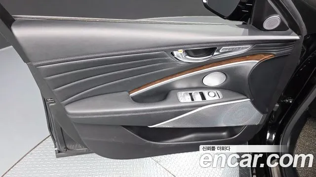 2019 Kia The K9 3.8 GDI AWD Sold VIN KNAS2418DKS016440 – exterior detail