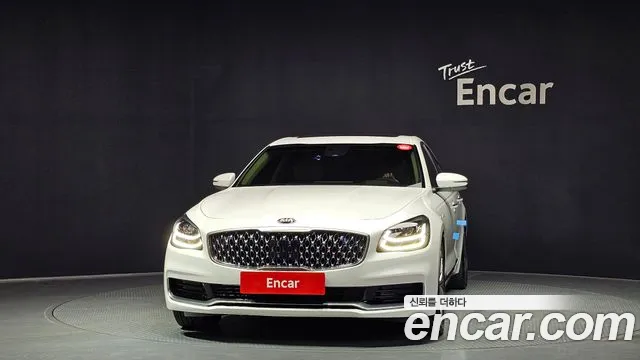 2020 Kia The K9 3.8 GDI AWD Sold VIN KNAS2418DLS027138 – interior seats 2020 Kia The K9 3.8 GDI AWD Sold VIN KNAS2418DLS027138 – interior seats