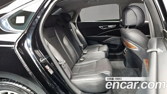 2021 Kia The K9 3.8 GDI AWD Sold VIN KNAS2418DMS028475 – trunk area