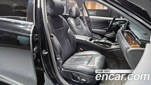 2021 Kia The K9 3.8 GDI AWD Sold VIN KNAS2418DMS028614 – rear exterior