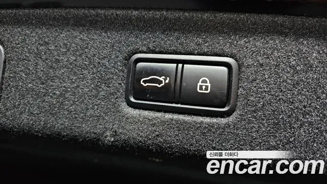 2021 Kia The K9 3.8 GDI AWD Sold VIN KNAS2418DMS028614 – odometer reading