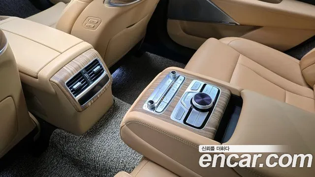 2022 Kia The New K9 2nd Gen 3.8 GDI AWD Sold VIN KNAS2418DNS040316 – rear exterior