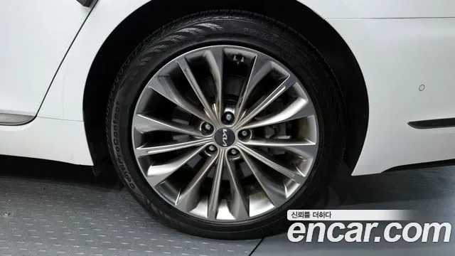 2023 Kia The New K9 2nd Gen 3.8 GDI AWD Sold VIN KNAS2418DPS044282 – exterior detail 2023 Kia The New K9 2nd Gen 3.8 GDI AWD Sold VIN KNAS2418DPS044282 – exterior detail