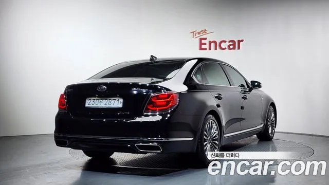 2020 Kia The K9 3.8 GDI AWD Sold VIN KNAS3418DLS023116 – interior seats