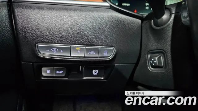 2019 Kia The K9 3.3 T-GDI AWD Sold VIN KNAS5416DKS001215 – rear exterior