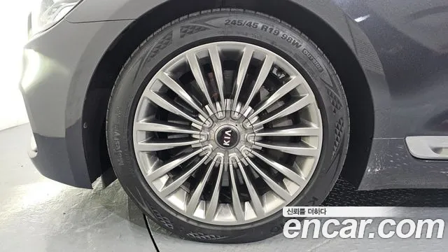2019 Kia The K9 3.3 T-GDI AWD VIN KNAS5416DKS001763