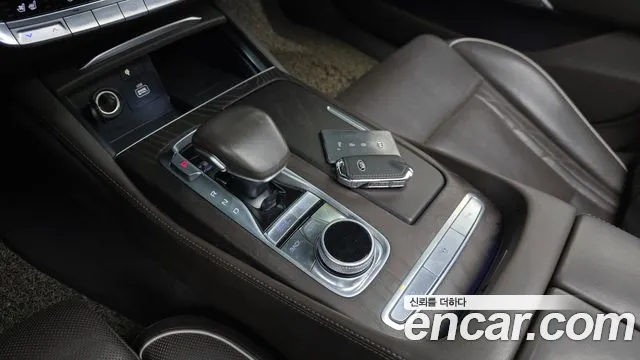 2019 Kia The K9 3.3 T-GDI AWD Sold VIN KNAS5416DKS004964 – exterior detail