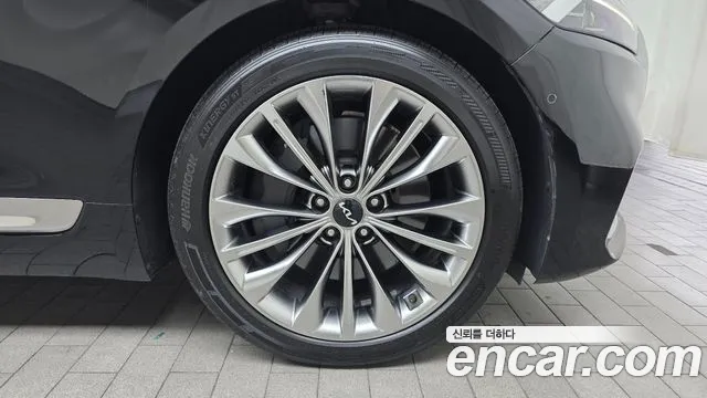 2023 Kia The New K9 2nd Gen 3.8 GDI AWD Sold VIN KNAS5418DPS047679 – exterior detail