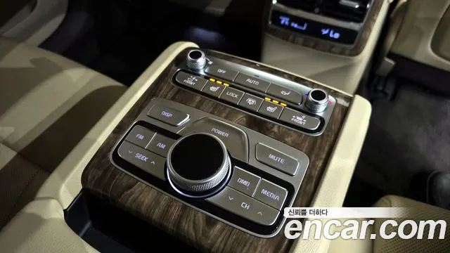 2019 Kia The K9 3.3 T-GDI Sold VIN KNAS6416BKS000675 – engine bay