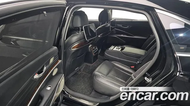 2020 Kia The K9 3.3 T-GDI AWD Sold VIN KNAS6416DLS018574 – exterior detail