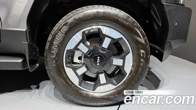 2026 Kia Tasman 2.5T Gasoline 4WD Sold VIN KNCSCY7BDTA003087 – exterior detail