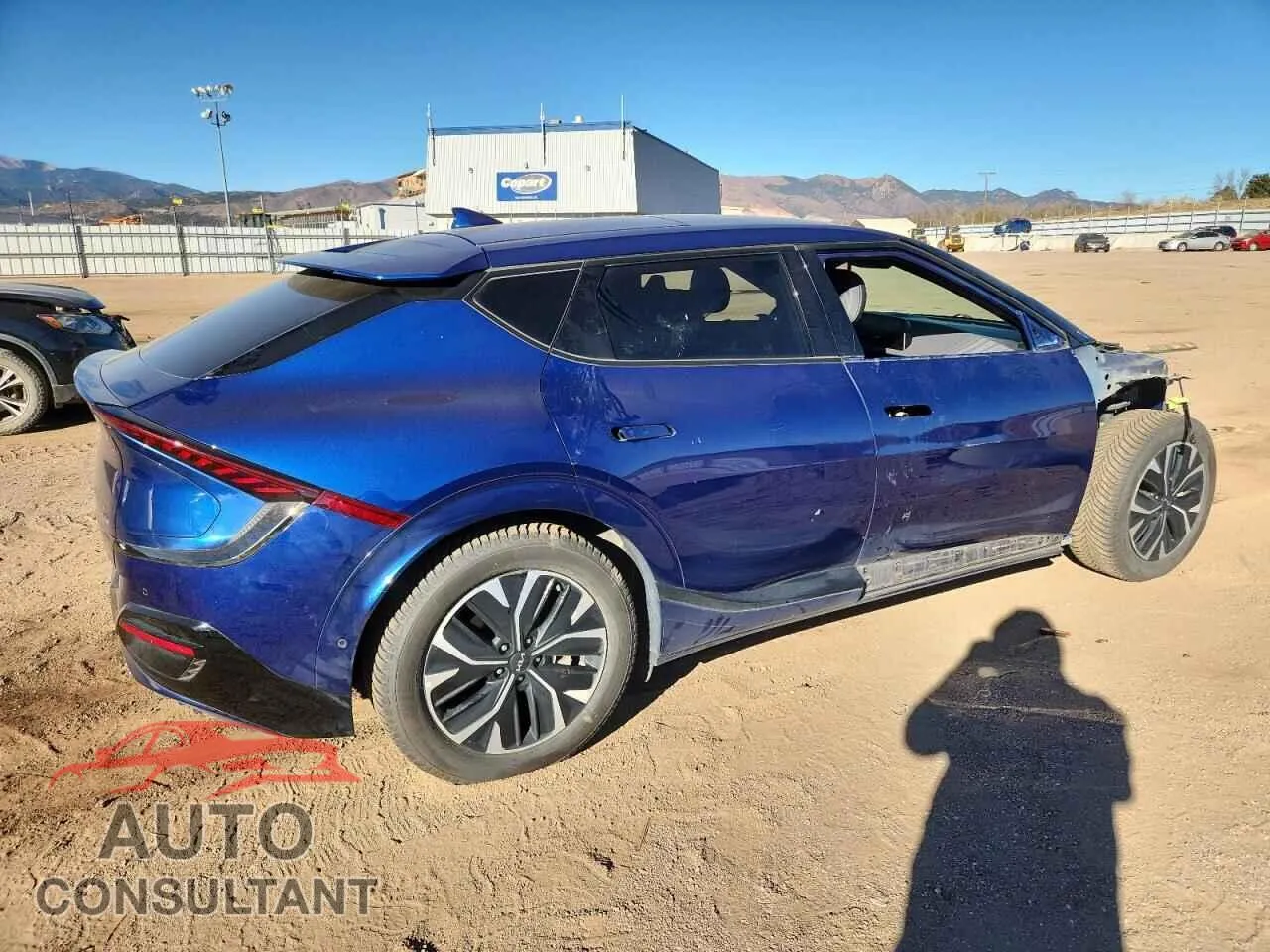 2022 KIA EV6 GT LIN Damaged VIN KNDC44LA1N5026565 – side profile