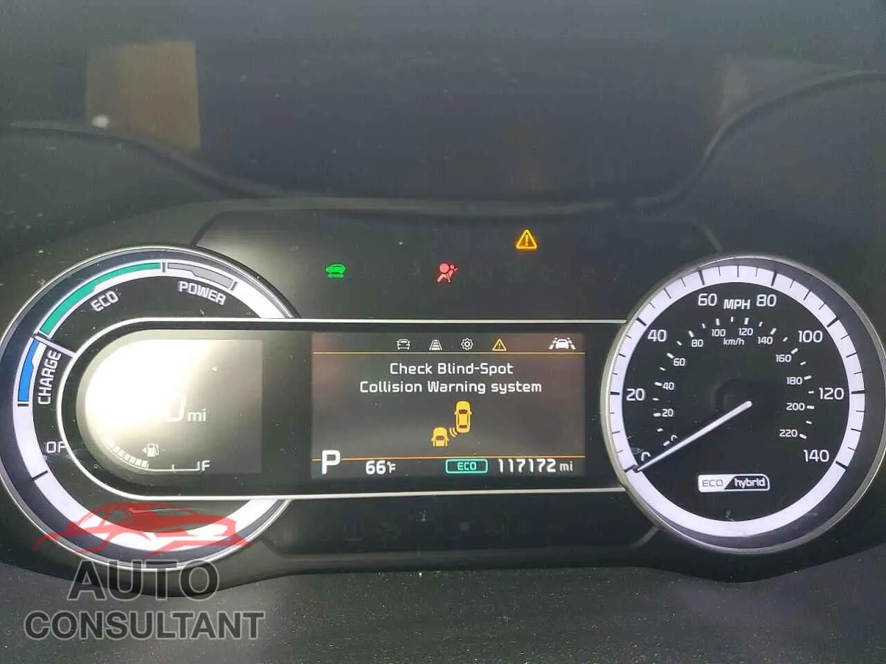 2021 KIA NIRO Damaged VIN KNDCB3LCXM5463447 – trunk area