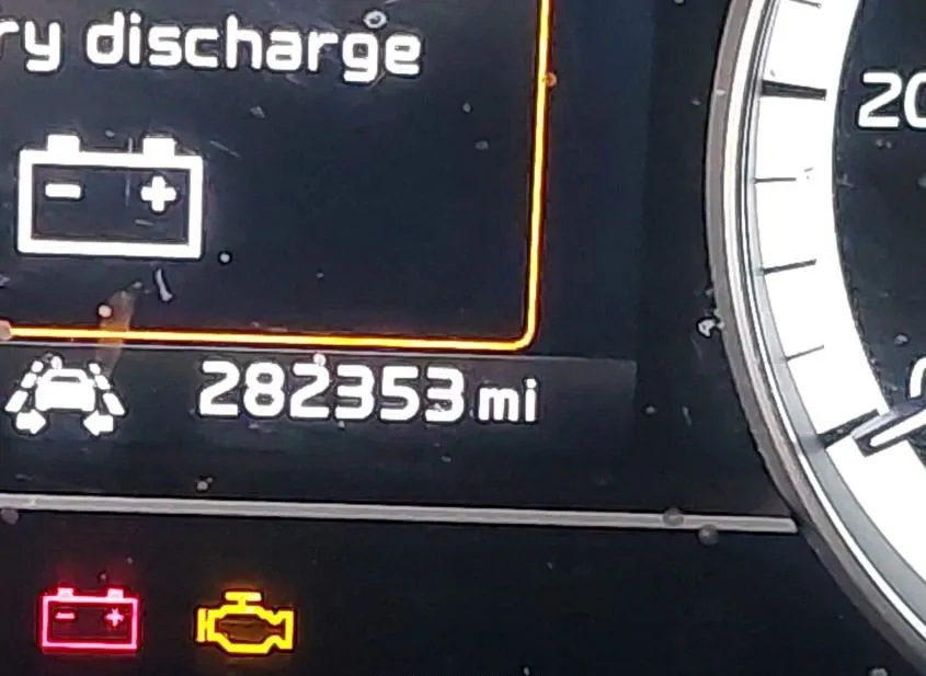 2018 KIA Niro Used VIN KNDCC3LCXJ5162301 – photo 12