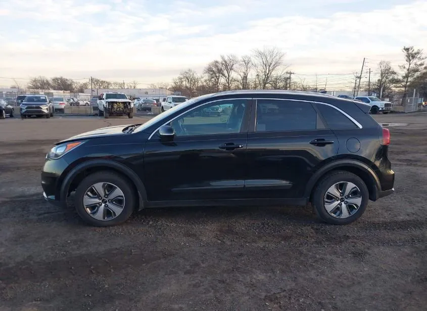 2018 KIA Niro Used VIN KNDCC3LCXJ5162301 – photo 13