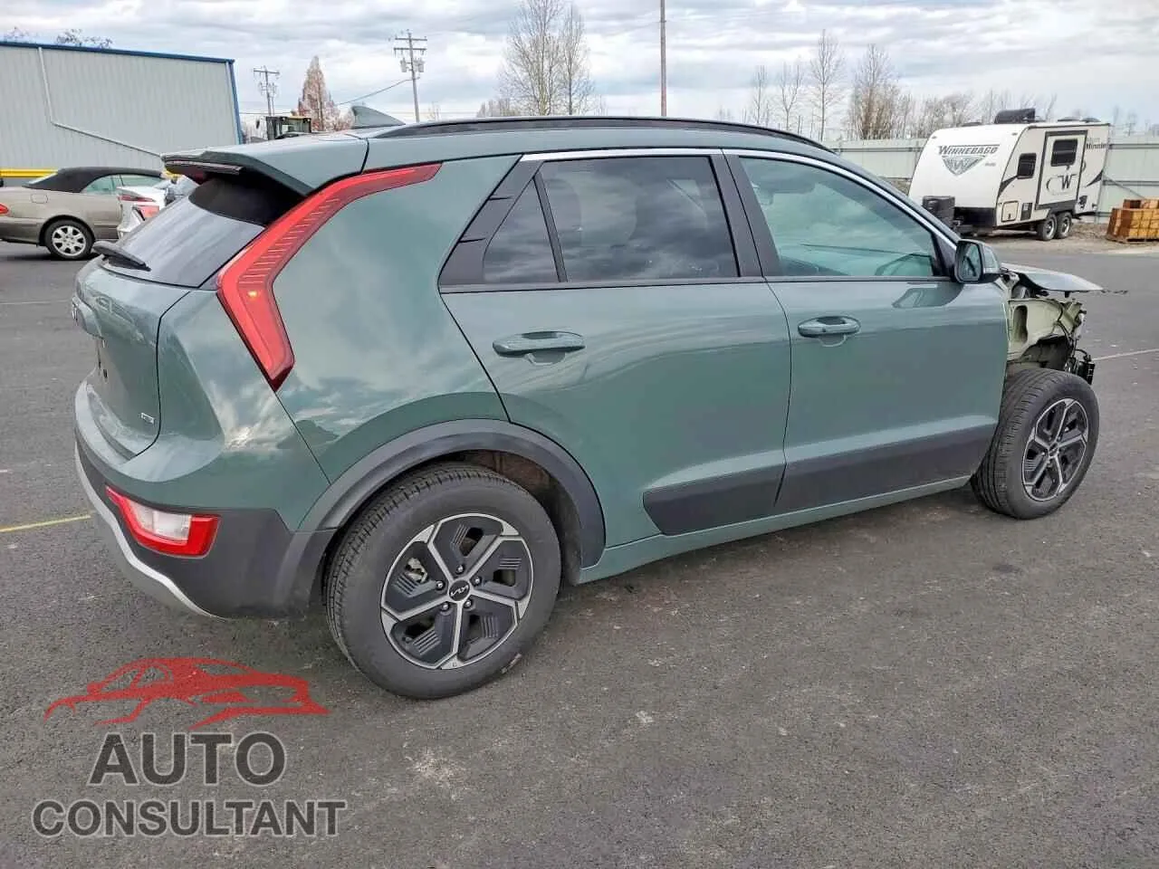 2023 KIA NIRO Damaged VIN KNDCR3LE7P5110648 – side profile