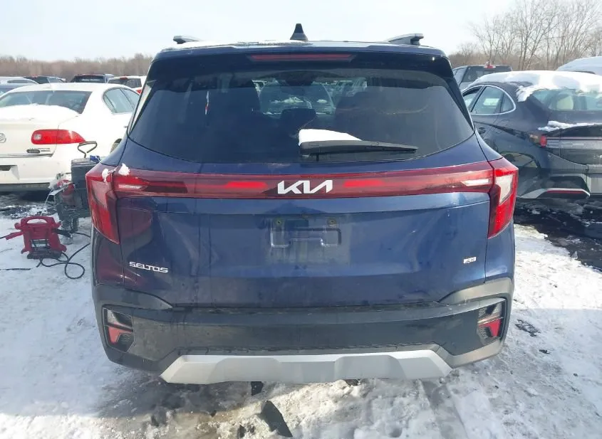 2024 KIA Seltos Used VIN KNDERCAA0R7544555 – side profile 2024 KIA Seltos Used VIN KNDERCAA0R7544555 – side profile