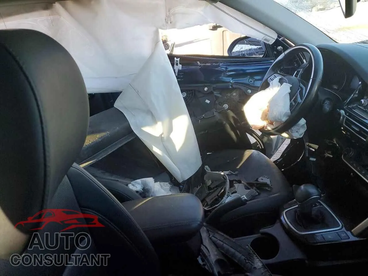 2022 KIA SELTOS Damaged VIN KNDERCAA4N7240770 – trunk area 2022 KIA SELTOS Damaged VIN KNDERCAA4N7240770 – trunk area