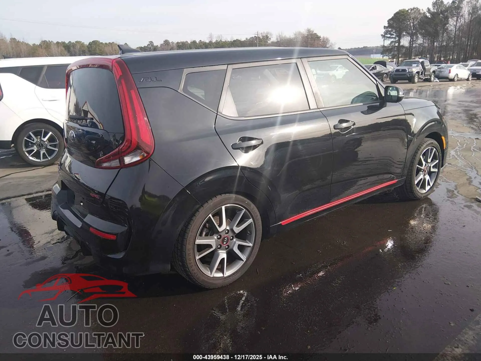 2020 KIA SOUL Damaged VIN KNDJ53AF4L7709438 – dashboard