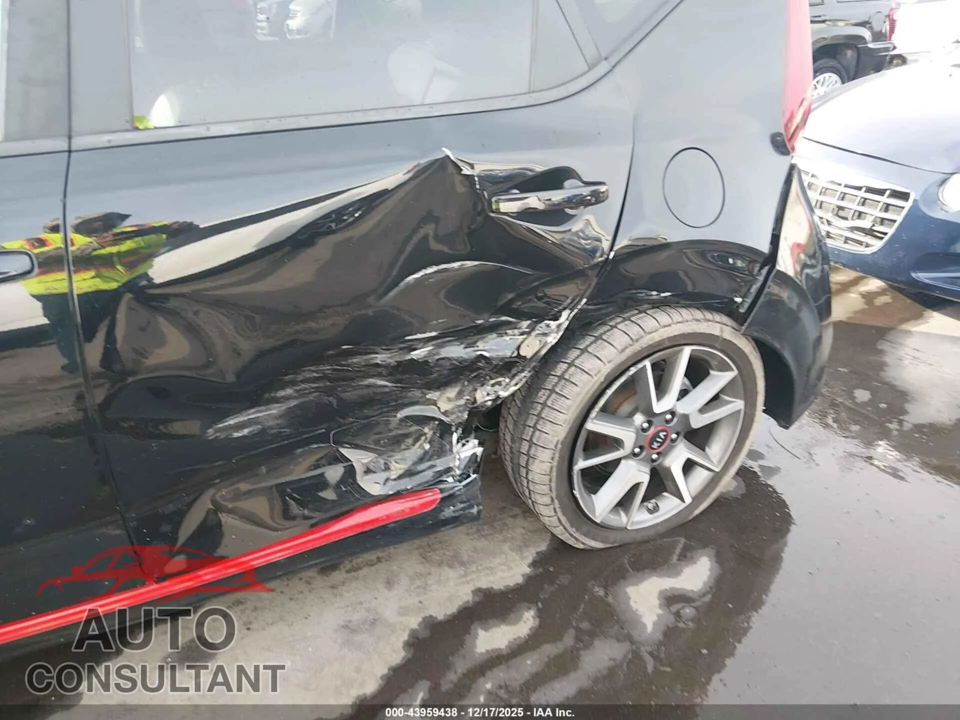 2020 KIA SOUL Damaged VIN KNDJ53AF4L7709438 – engine bay