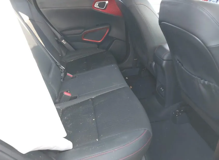 2025 KIA Soul Used VIN KNDJ53AUXS7950966 – trunk area