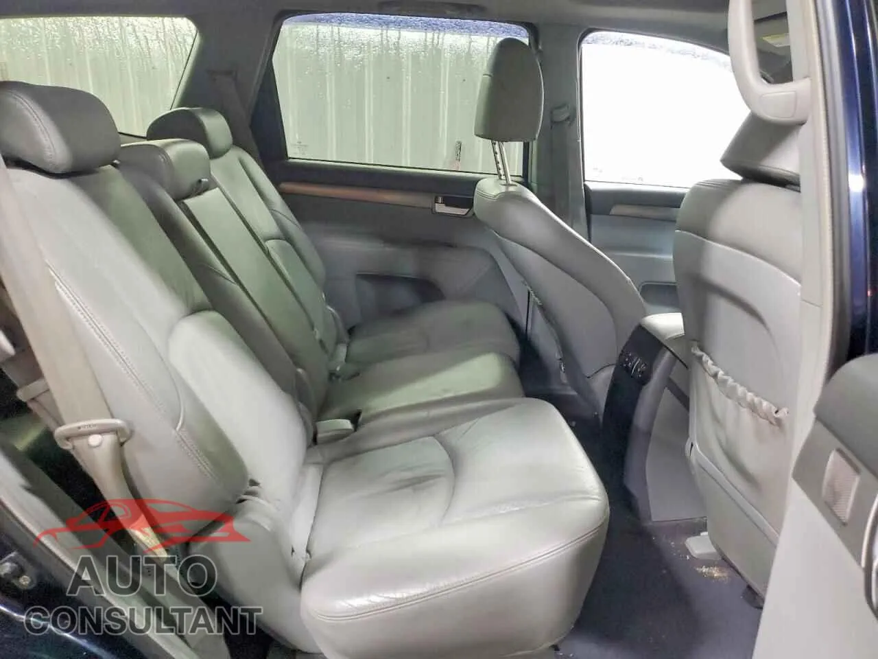 2009 KIA BORREGO Damaged VIN KNDJH741195017253 – photo 11 2009 KIA BORREGO Damaged VIN KNDJH741195017253 – photo 11