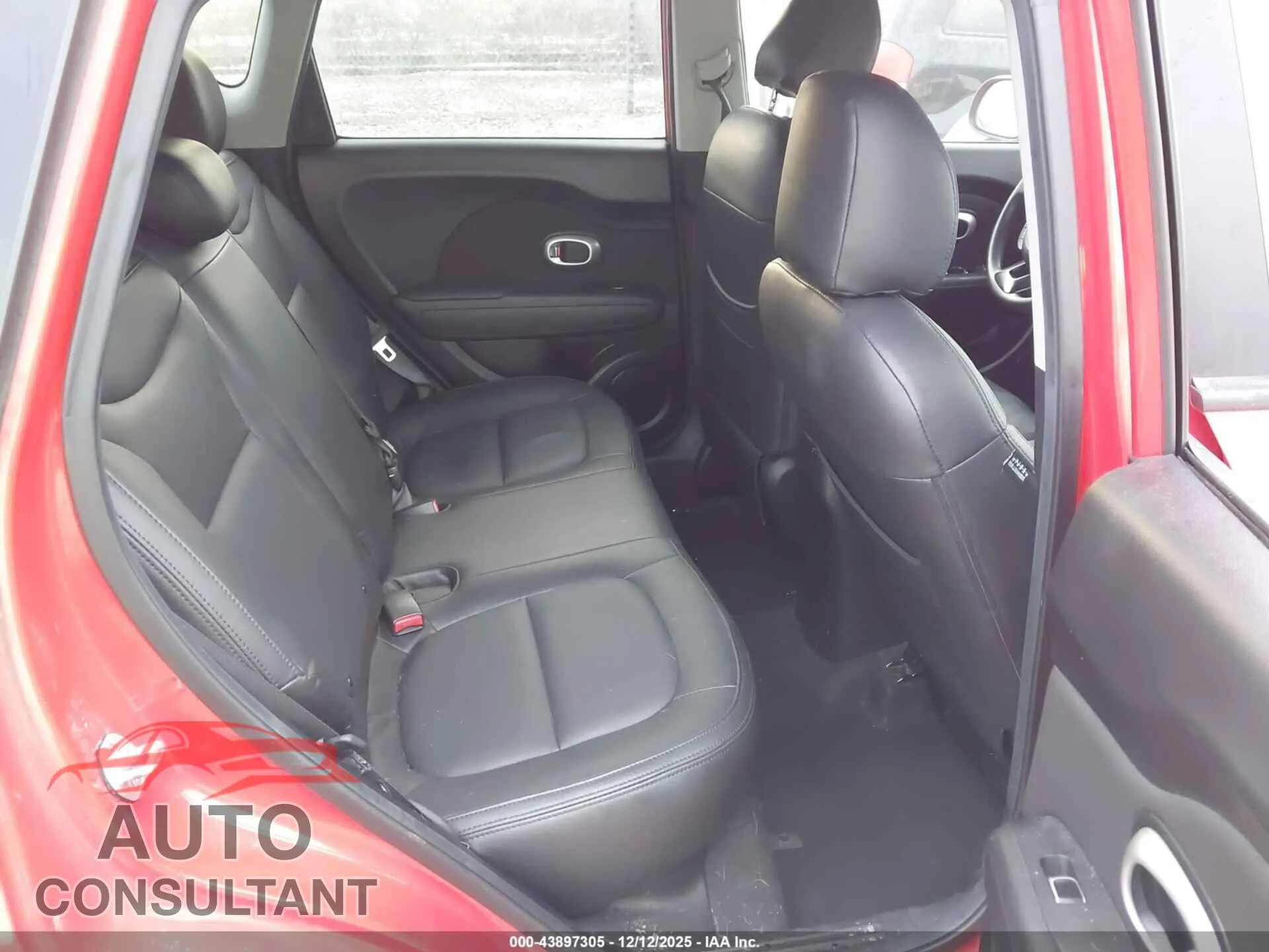2019 KIA SOUL Damaged VIN KNDJN2A21K7661225 – undercarriage
