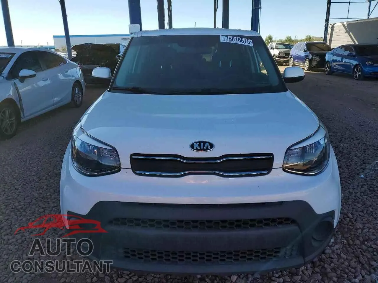 2018 KIA SOUL Damaged VIN KNDJN2A25J7892871 – interior seats