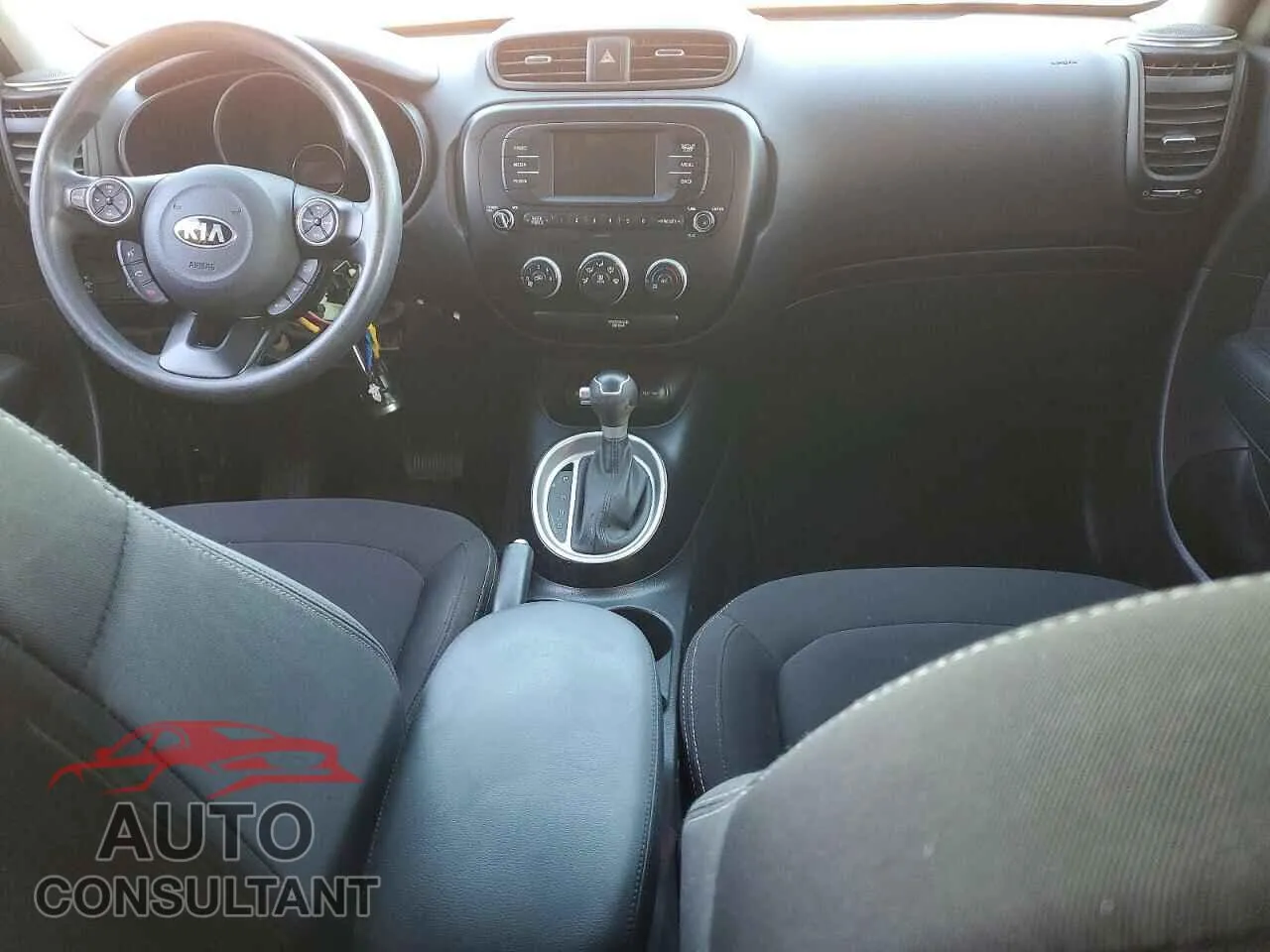 2018 KIA SOUL Damaged VIN KNDJN2A25J7892871 – undercarriage