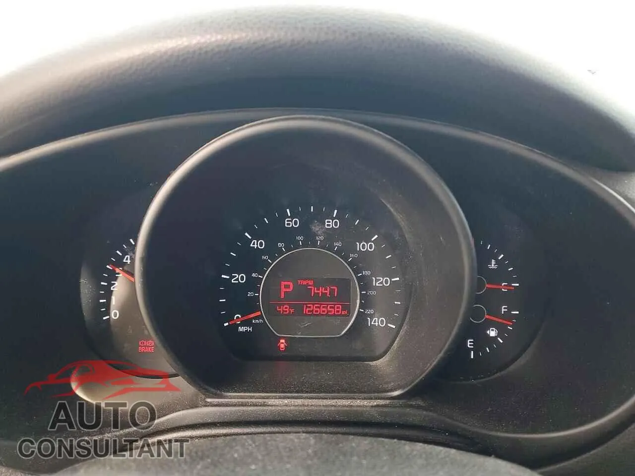 2016 KIA SOUL Damaged VIN KNDJN2A26G7843915 – trunk area