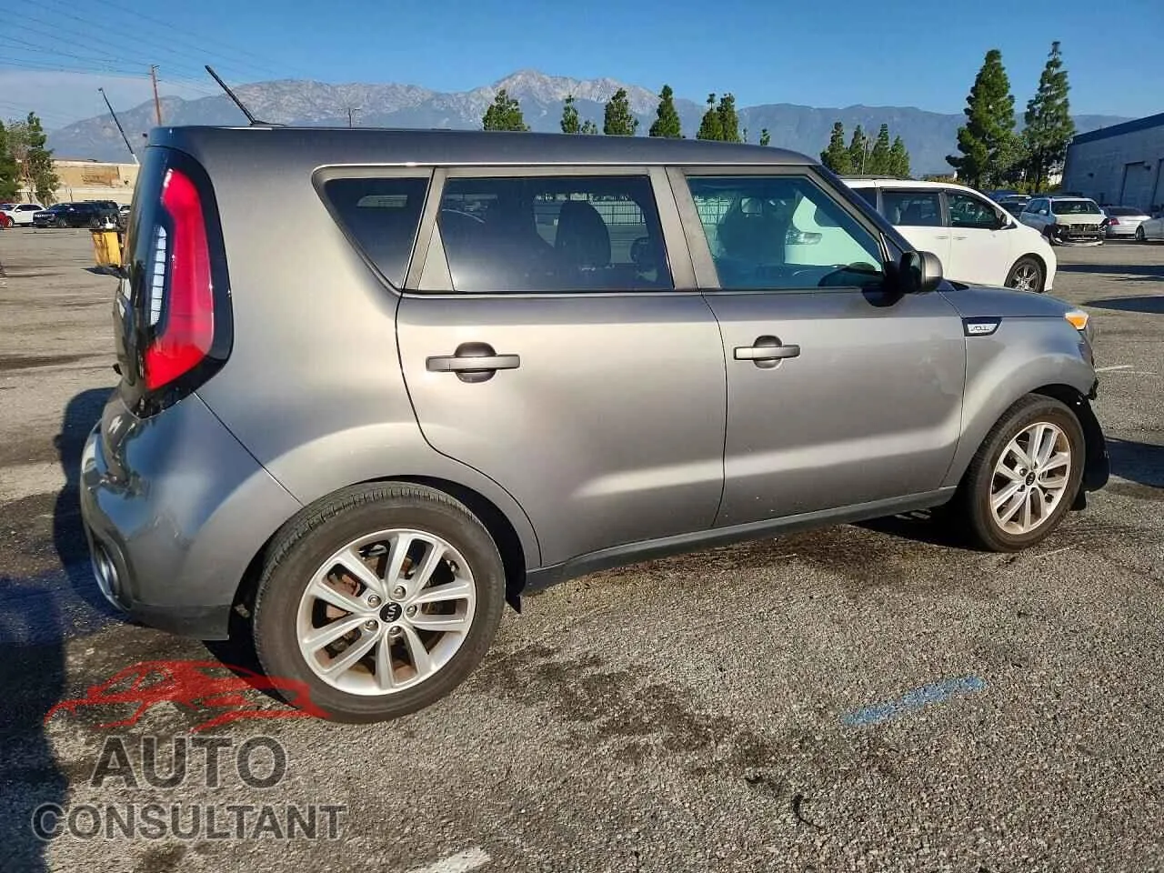 2019 KIA SOUL Damaged VIN KNDJP3A57K7010580 – side profile