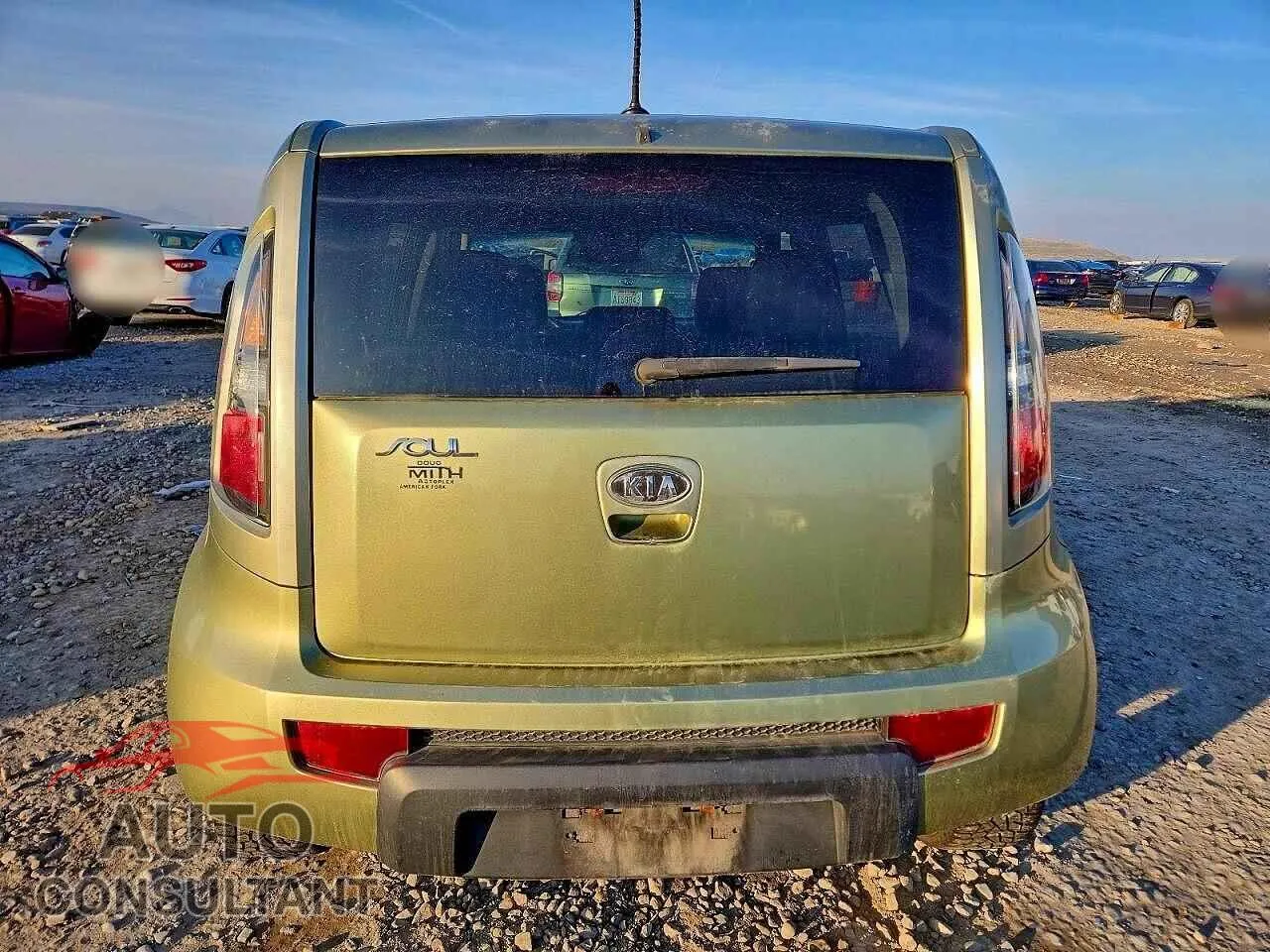 2011 KIA SOUL Damaged VIN KNDJT2A21B7229109 – engine bay