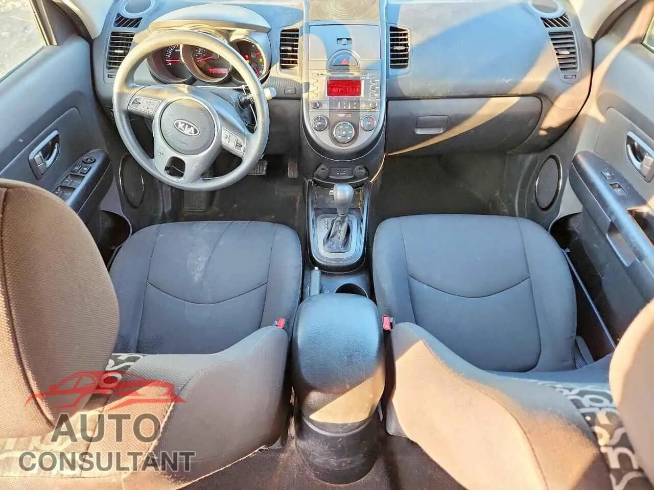 2011 KIA SOUL Damaged VIN KNDJT2A21B7229109 – undercarriage