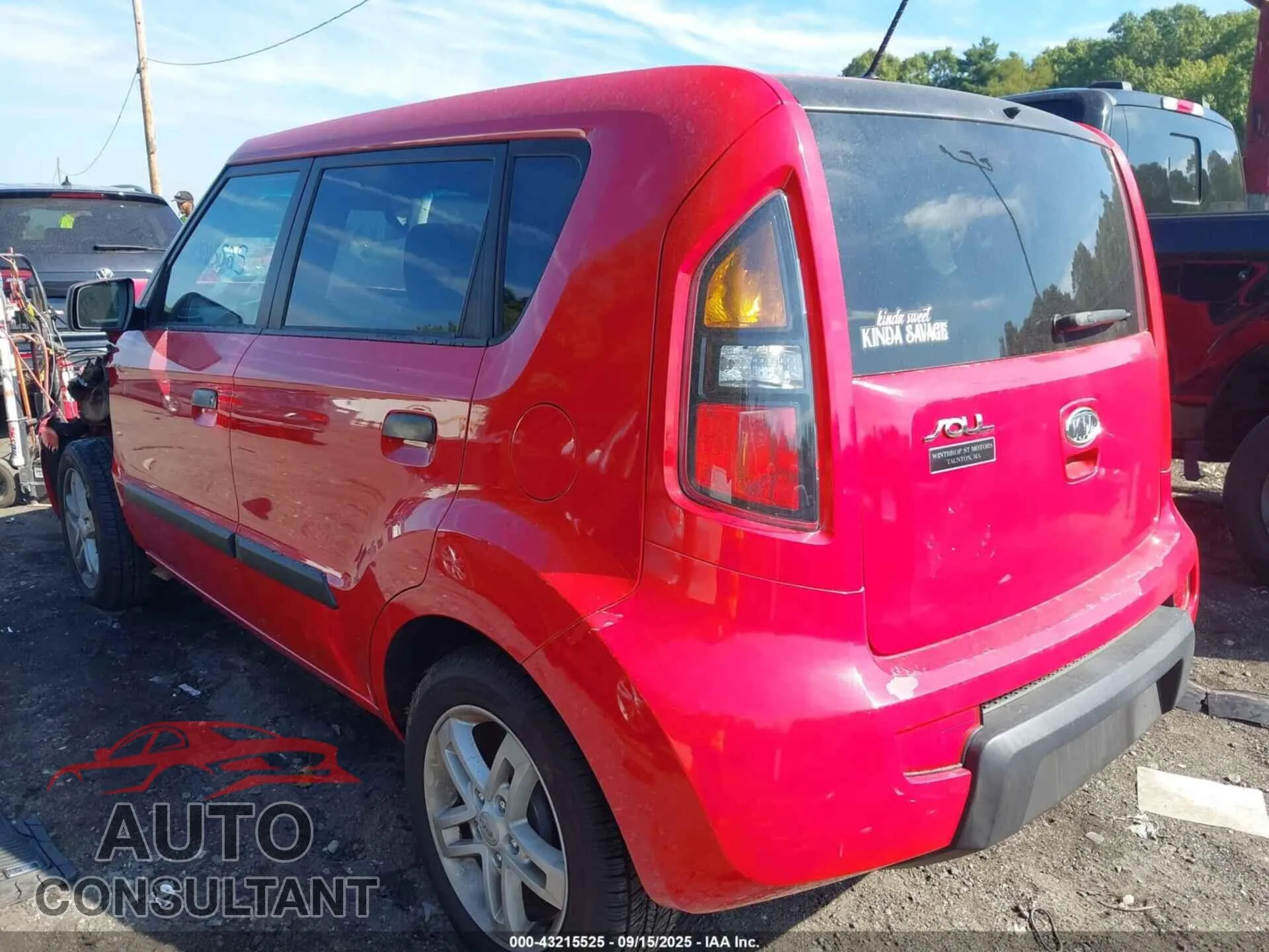 2010 KIA SOUL Damaged VIN KNDJT2A27A7178584 – side profile