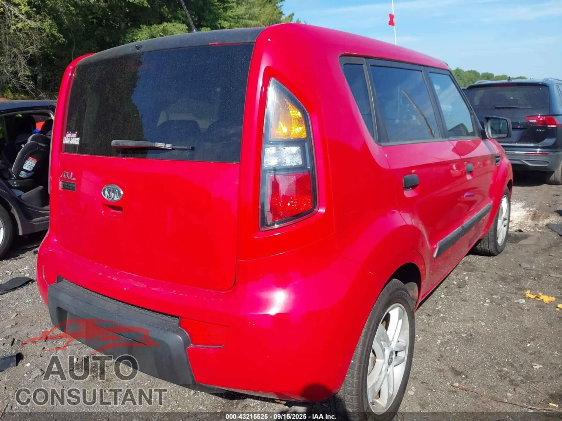 2010 KIA SOUL Damaged VIN KNDJT2A27A7178584 – dashboard
