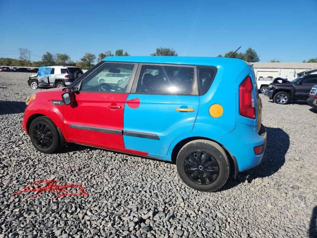 2013 KIA SOUL Damaged VIN KNDJT2A56D7618566 – rear exterior