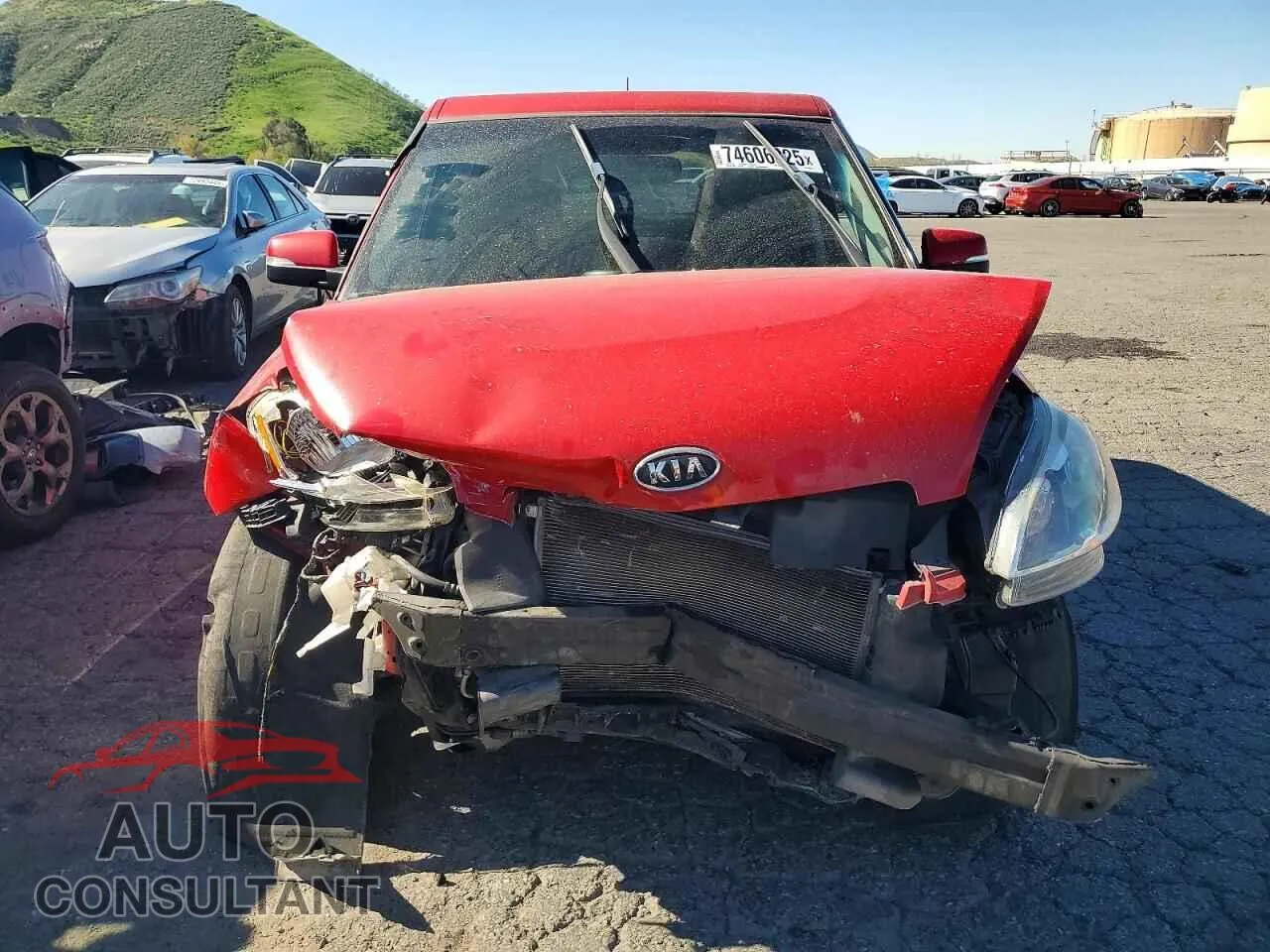 2012 KIA SOUL Damaged VIN KNDJT2A62C7463571 – interior seats